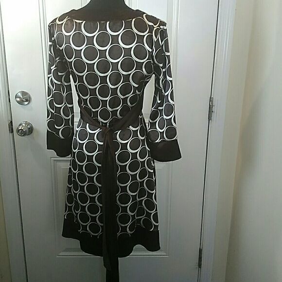 (3/$20) Speechless Brown printed dress with attached sash - Picture 4 of 8